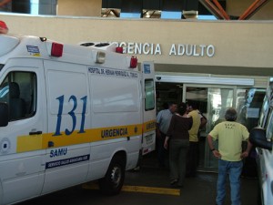 DSCF1649-Urgencia-hospital-regional-ambulancia-300x225